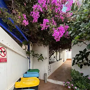 https://villa-marina-apartamentos.in-canary-islands.com
