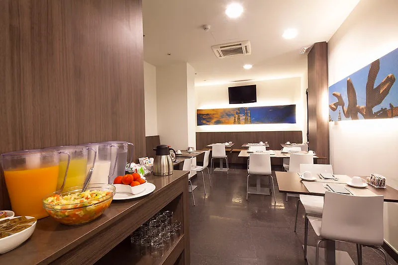 Hotel Acta Laumon Barcelona 3*,